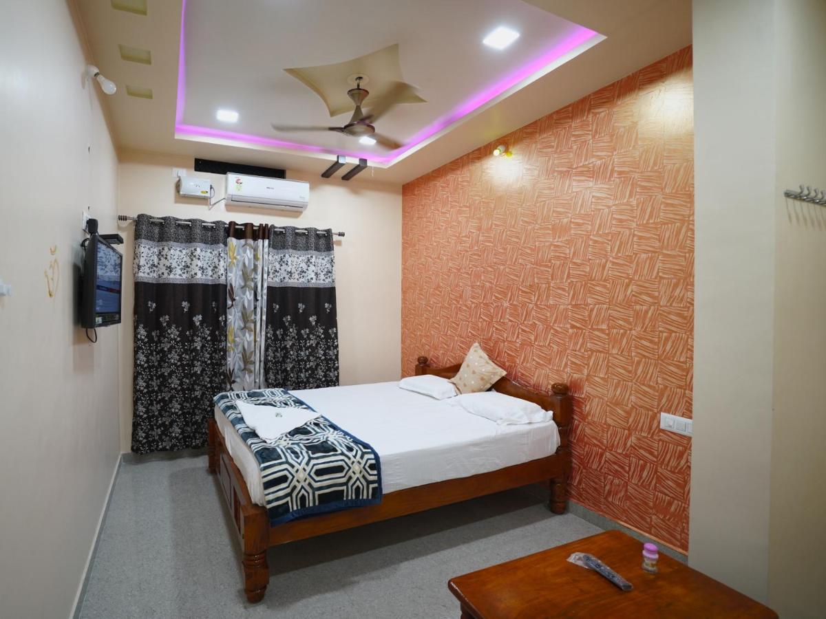 Akash Homestay Hampi Zewnętrze zdjęcie