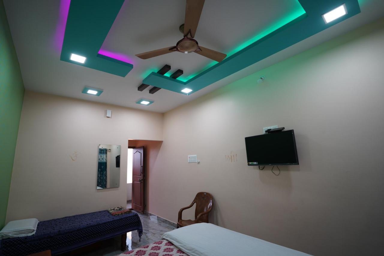Akash Homestay Hampi Zewnętrze zdjęcie