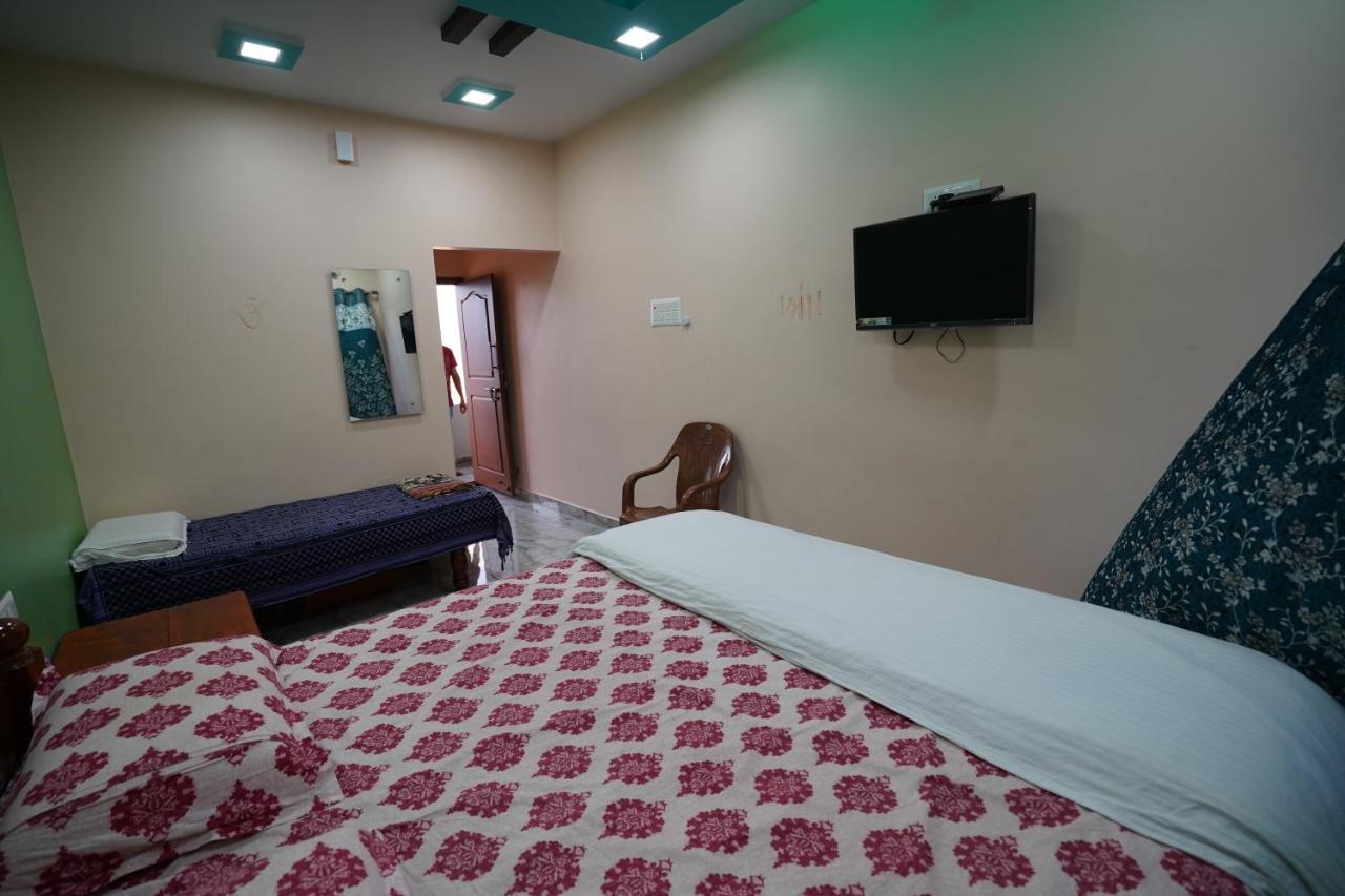 Akash Homestay Hampi Zewnętrze zdjęcie