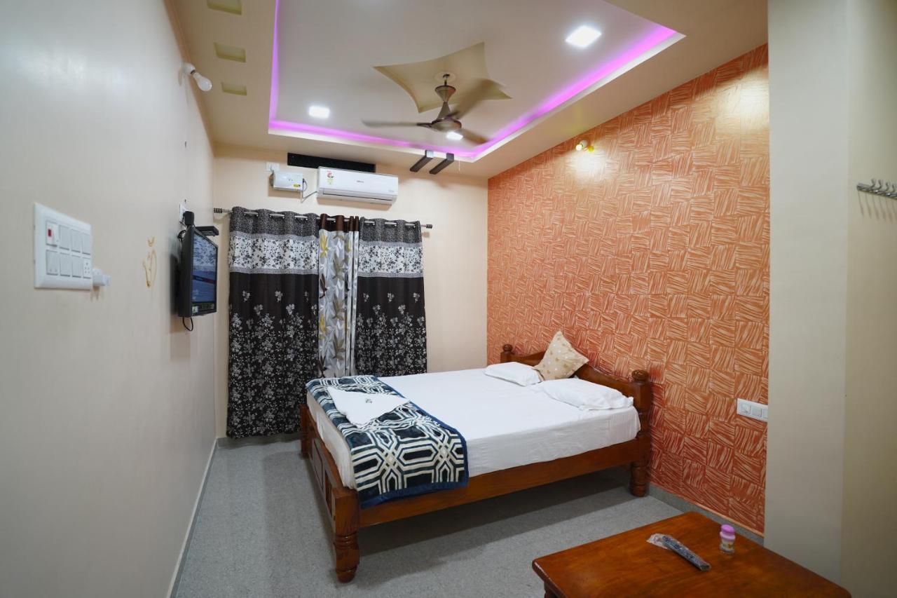 Akash Homestay Hampi Zewnętrze zdjęcie