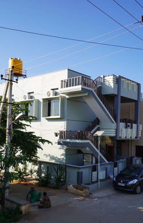Akash Homestay Hampi Zewnętrze zdjęcie