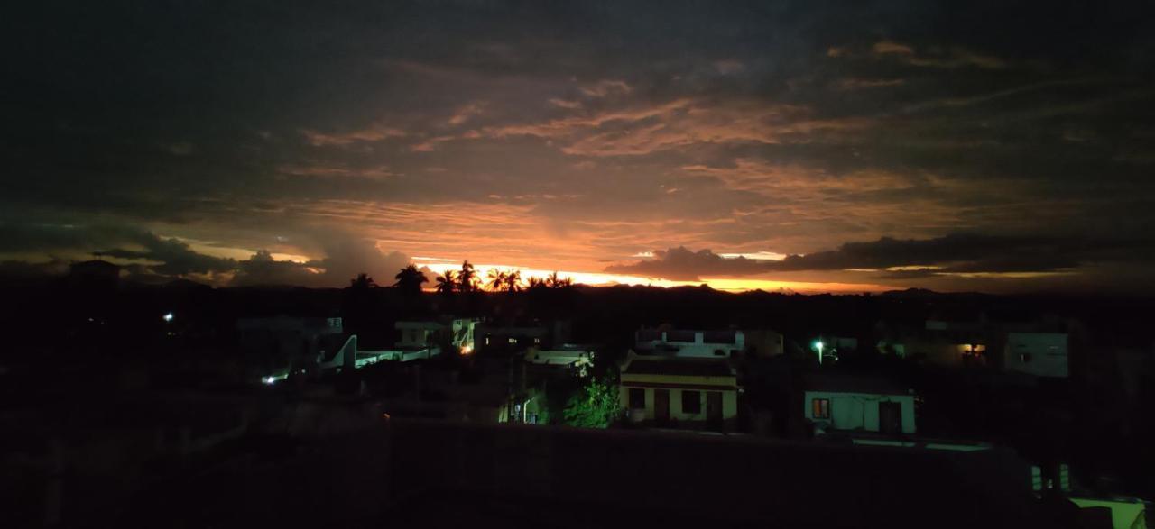 Akash Homestay Hampi Zewnętrze zdjęcie